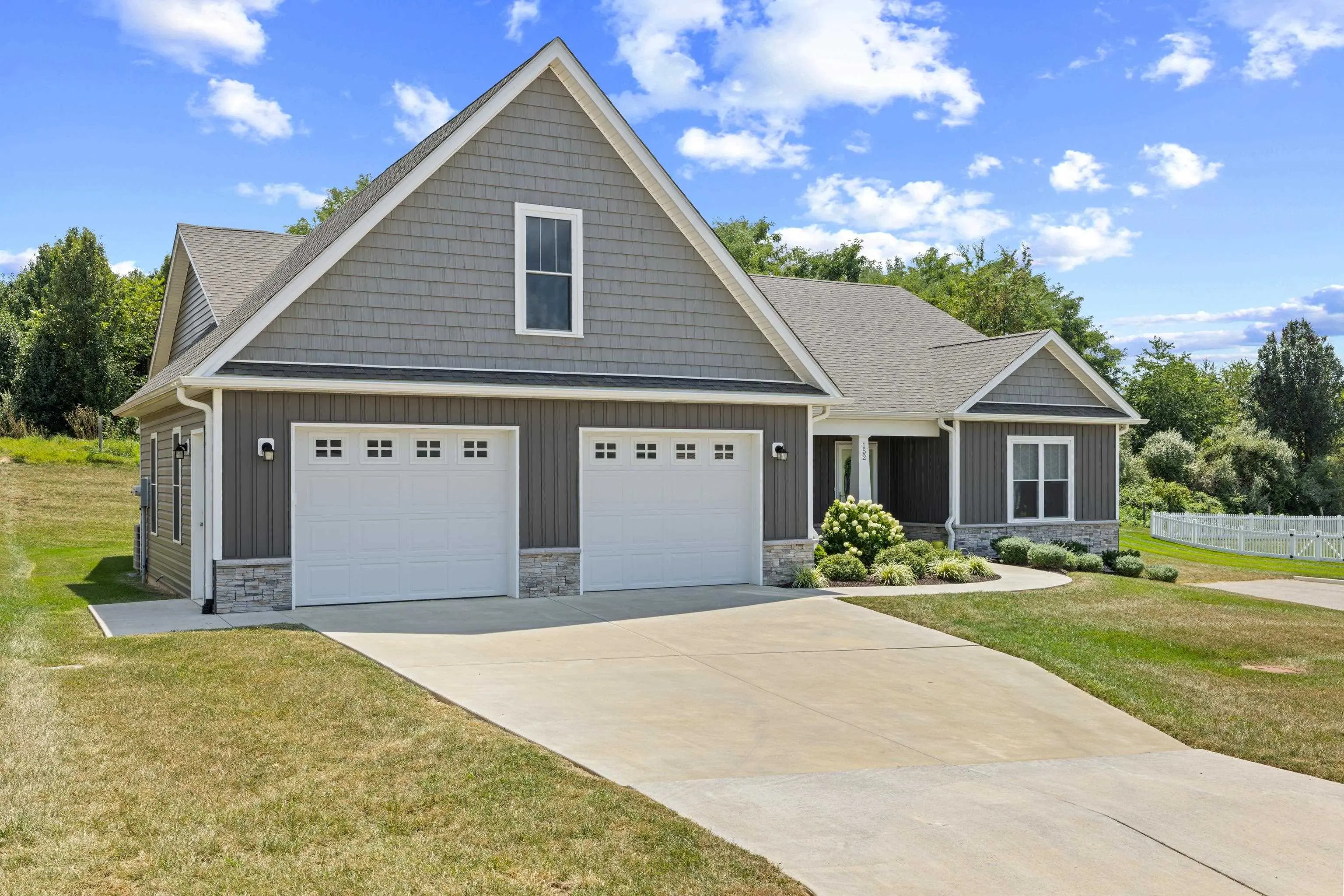 152 Langley Dr, Waynesboro