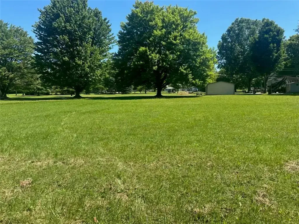 Meade Place , Shenango
