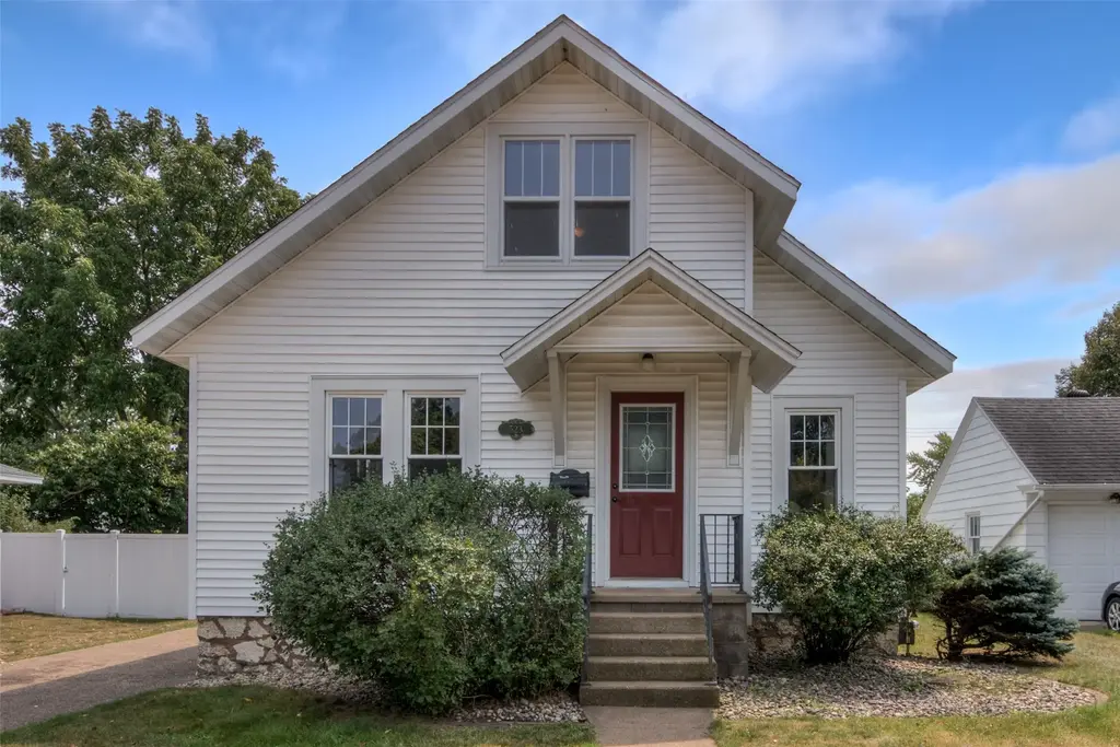 523 W Elm Street, Chippewa Falls