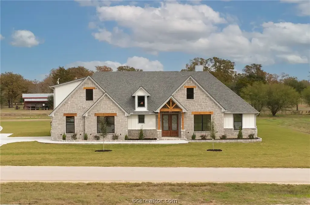 5683 Mill Water Court, Bryan