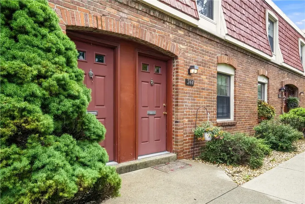 244 Colony Court , Pennsbury