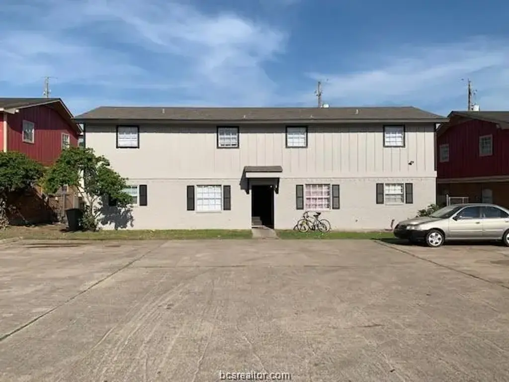 2411 Jaguar Drive D, Bryan