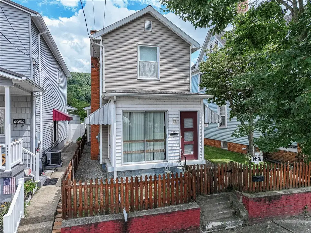 1912 4th Avenue , Beaver Falls