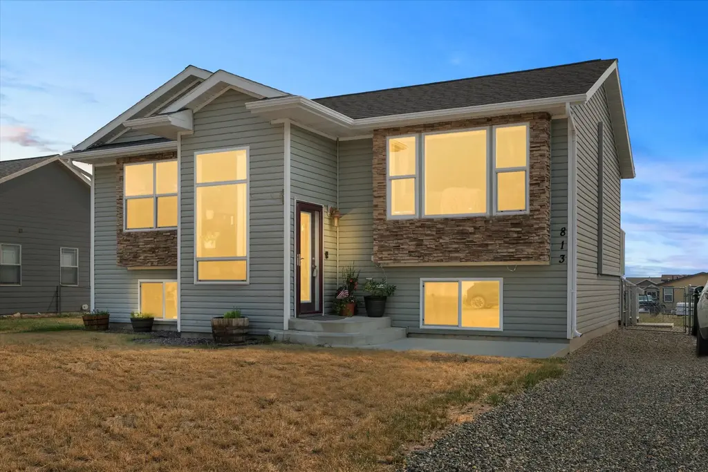 813 Guthrie Road, Helena