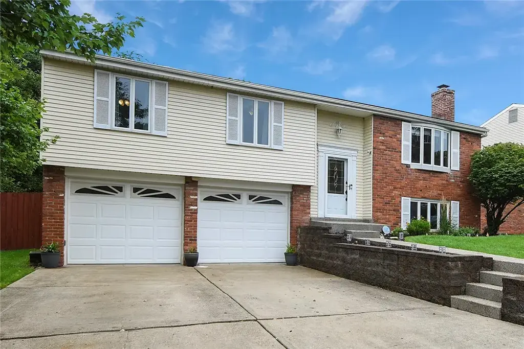 171 Sylvania Drive , South Park