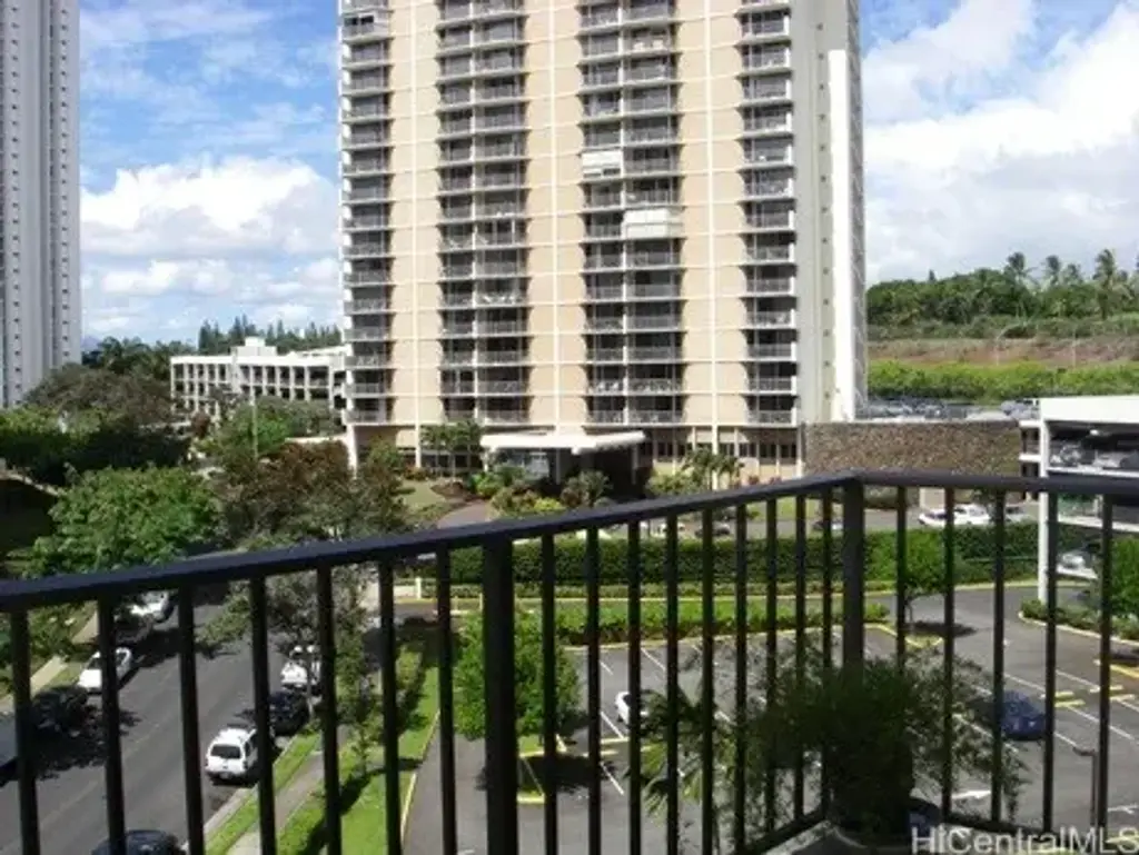 98-500 Koauka Loop # 7l, Aiea