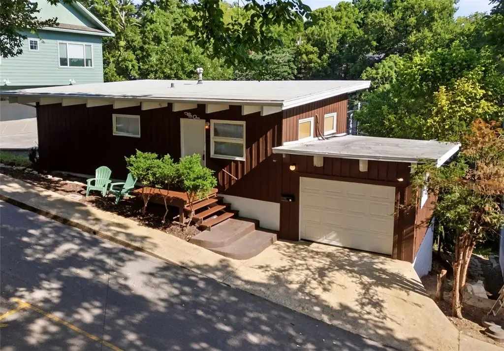 51 Mountain Street, Eureka Springs