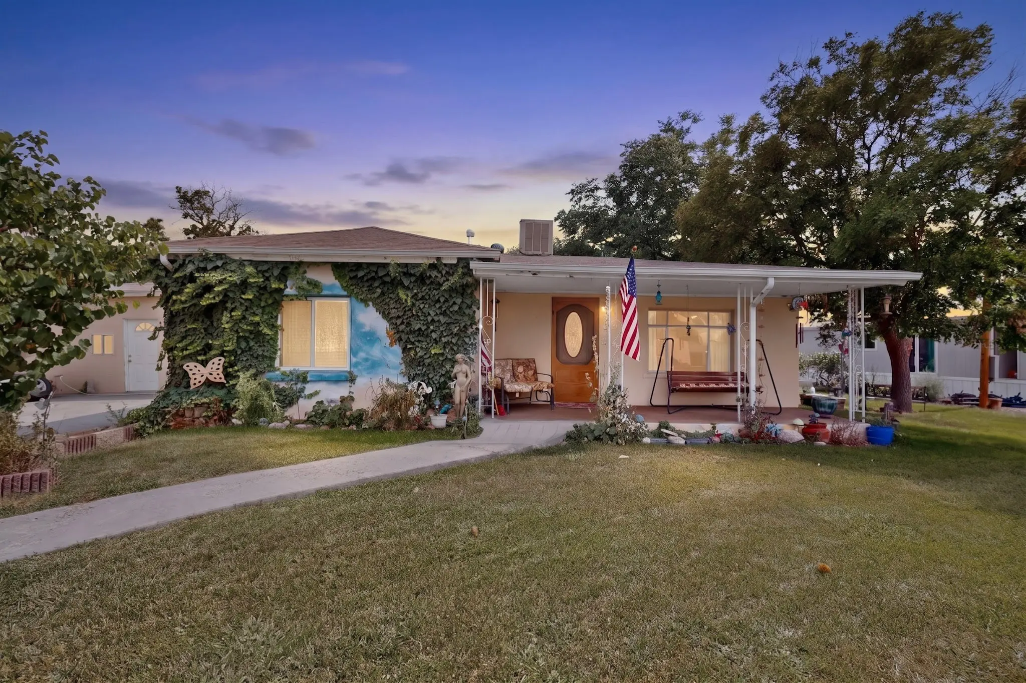 706 Calle Rivera, Espanola