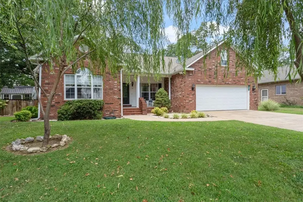 23 Indian Wells Drive, Holiday Island