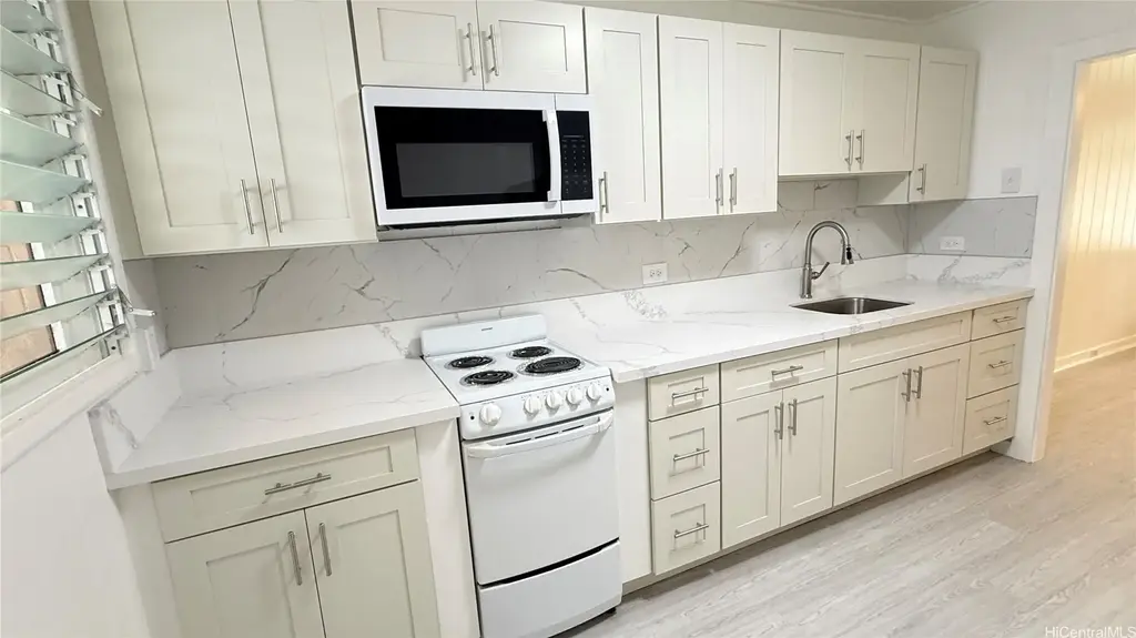 1323 Kinau Street # 3, Honolulu
