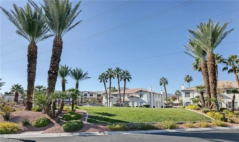 8201 Midnight Star Court, Las Vegas