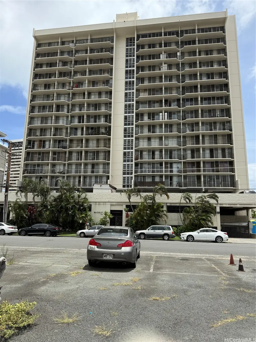 2121 Algaroba Street # 504, Honolulu