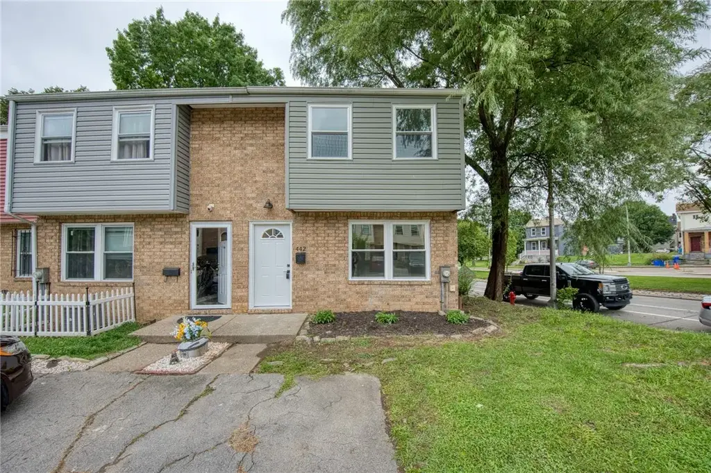 442 Enright Court , East Liberty