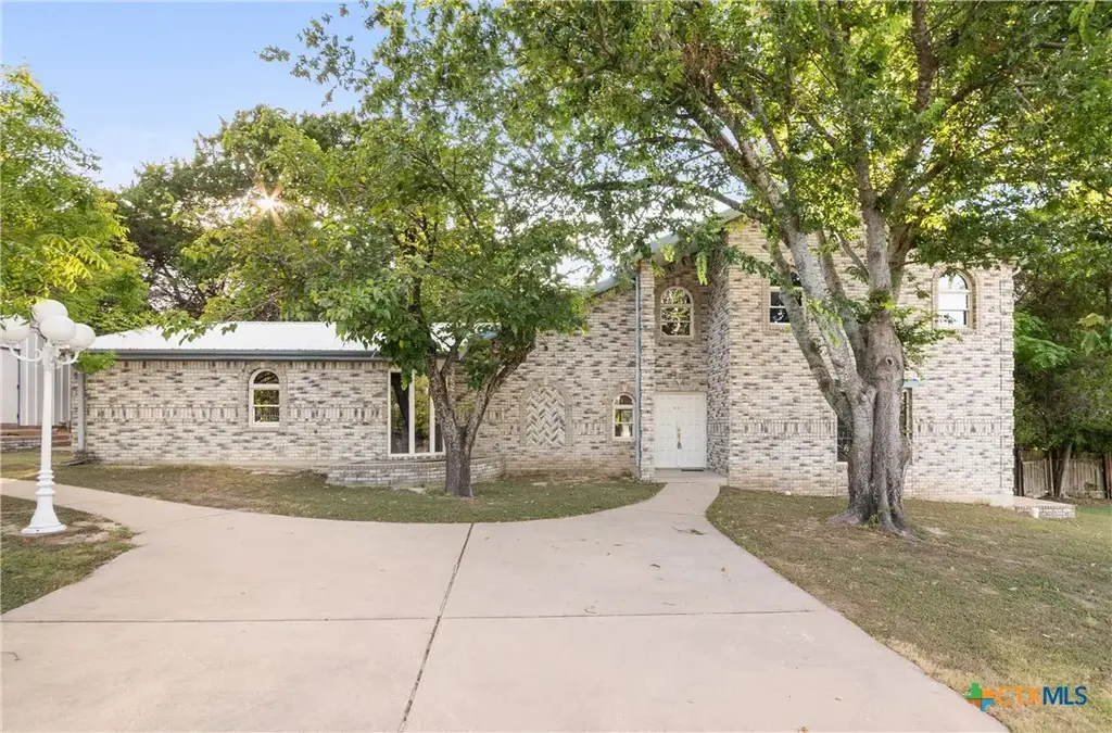 12680 Fm 2410 46, Belton