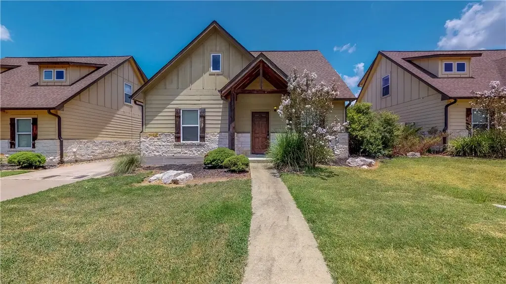 3416 Cullen Trail Room A, College Station