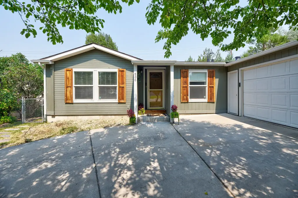 436 Barney Street, Helena