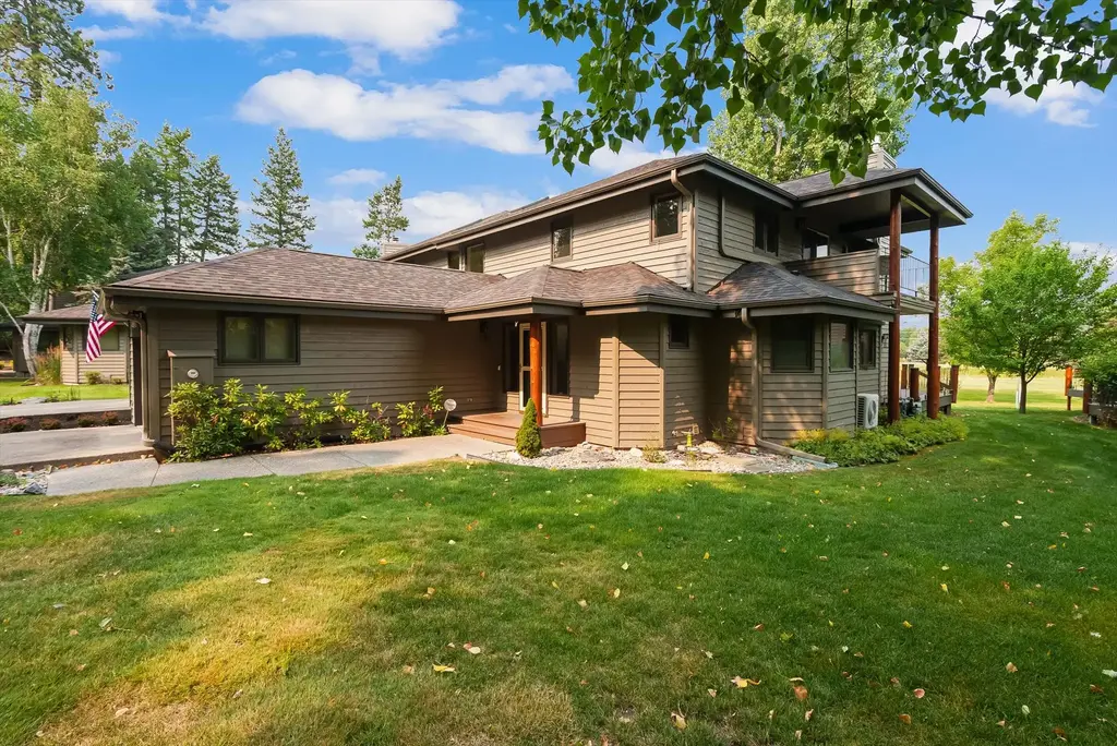 257 Eagle Bend Drive, Bigfork