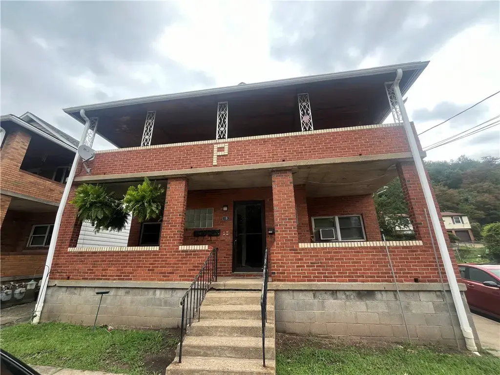 19 Erie Avenue , Glassport