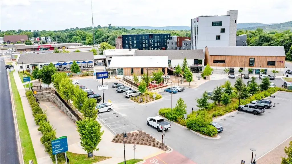417 Martin Luther King Jr Boulevard B(0), Fayetteville