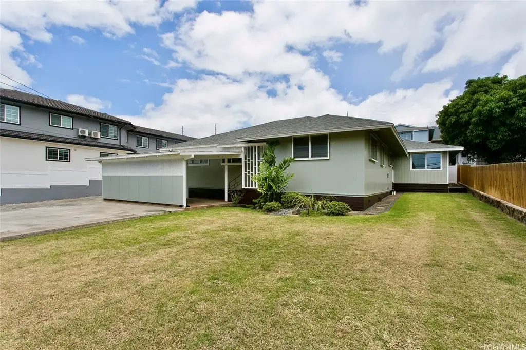 2254 Metcalf Street, Honolulu