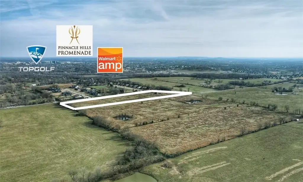 W Scoggins Road, Bentonville