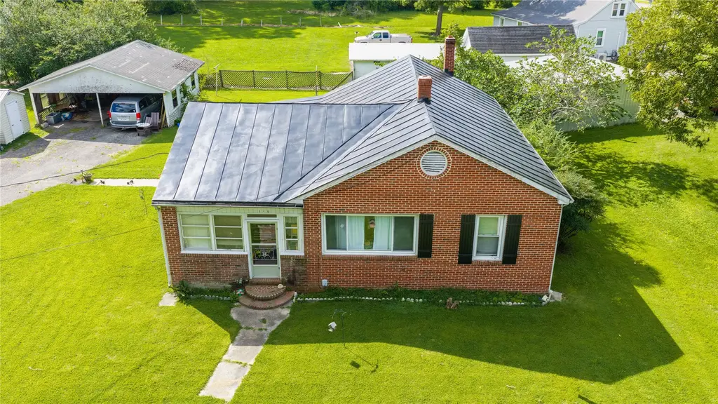 110 Ogden Street, West Point