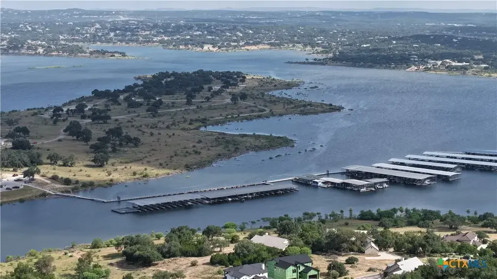 1205 Kings Cove Drive, Canyon Lake