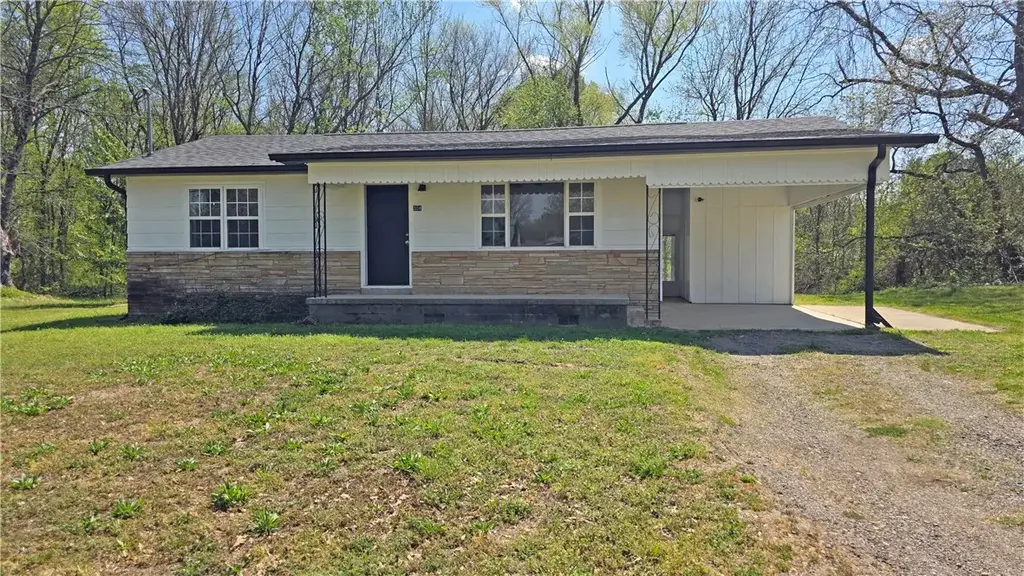 304 Se 2nd Street, Atkins