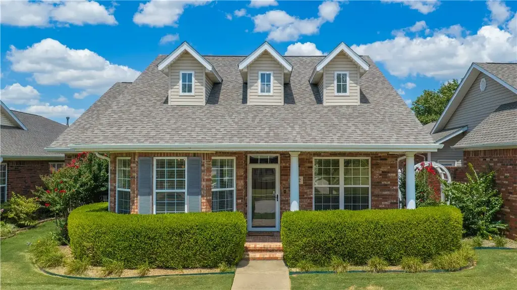 6872 Young Farm Avenue, Springdale