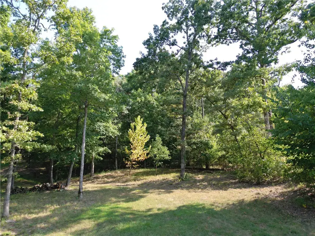 3820 N Bridlewood Drive, Springdale