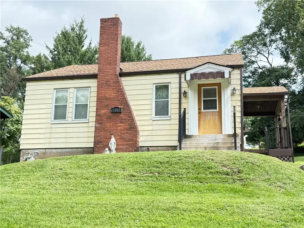 3215 Cypress Street , West Mifflin