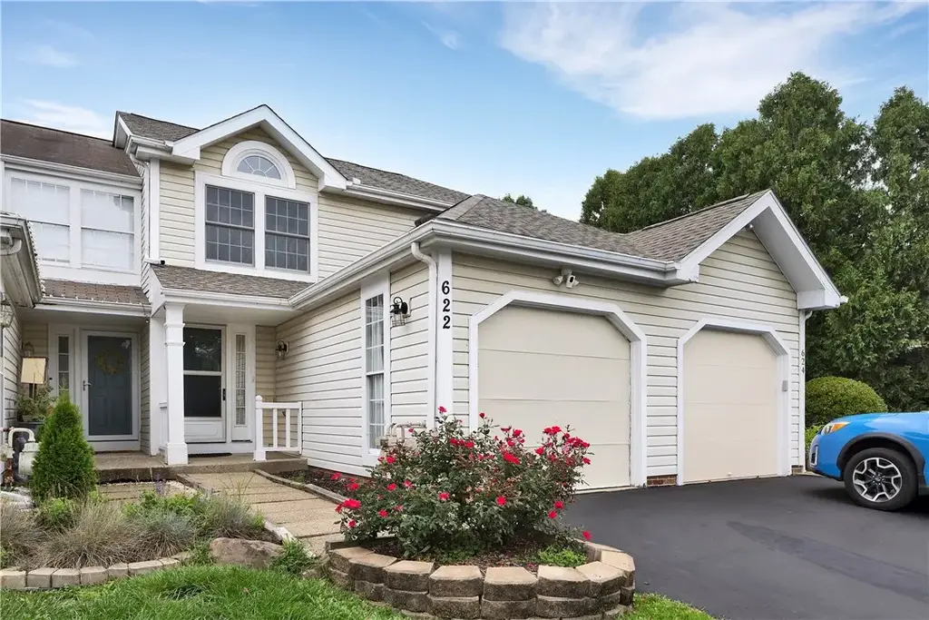 622 Sarah Court , Cranberry