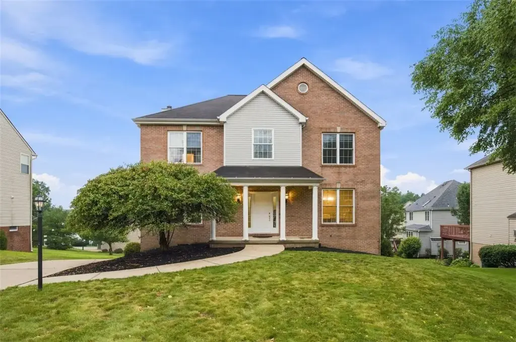 1915 Markley Drive, Franklin Park