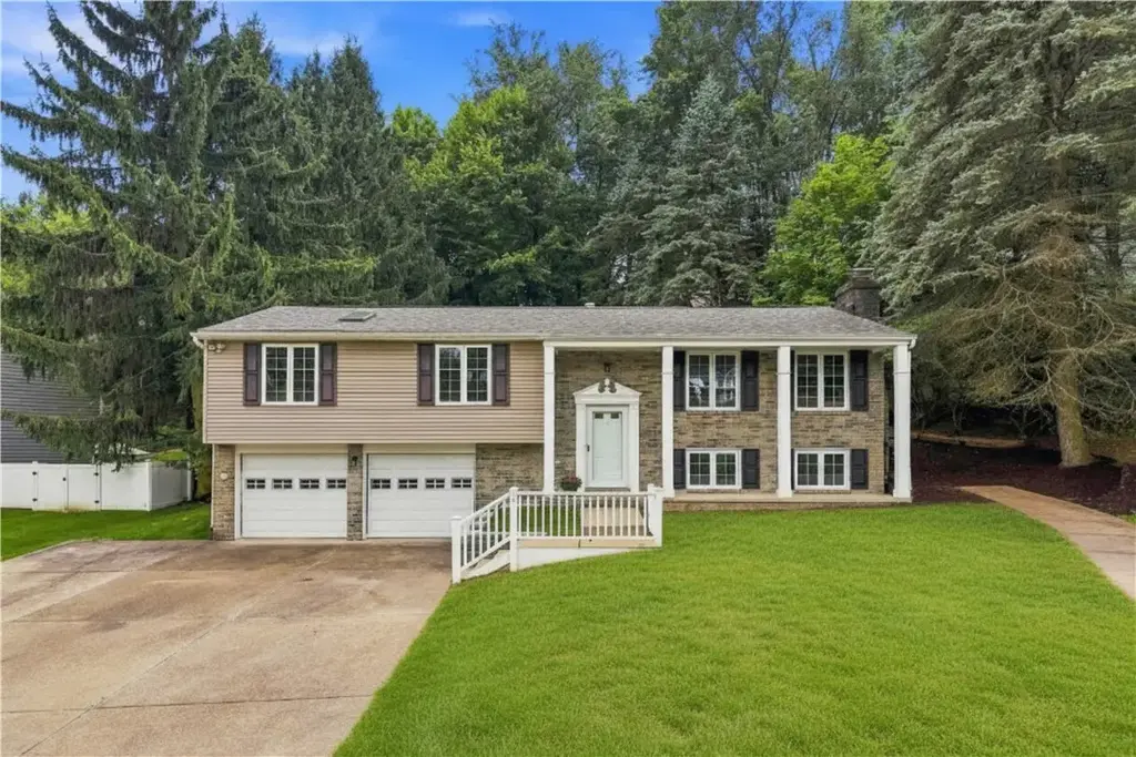 1001 Fassinger Lane, McCandless