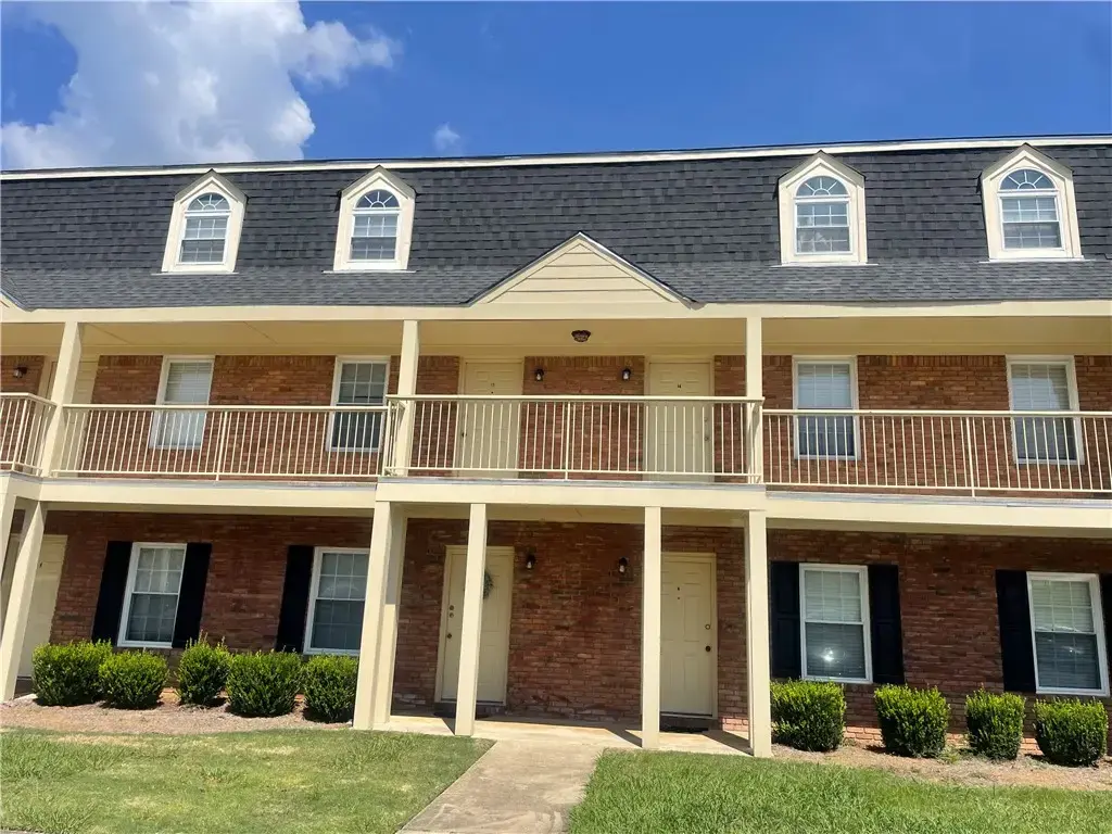 1761 Wire Rd 9-3, Auburn
