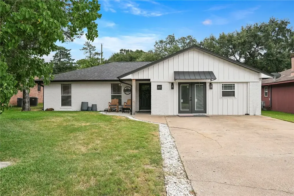 2517 Hardwood Drive, Bryan