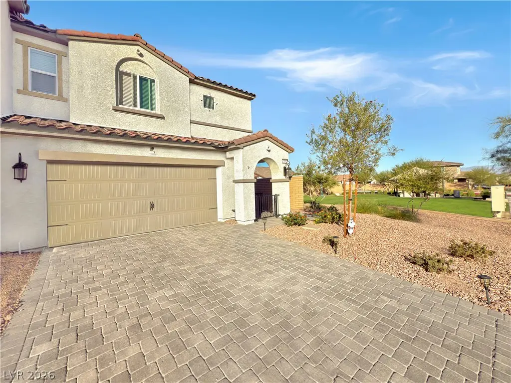 314 Bay Village Place, Henderson