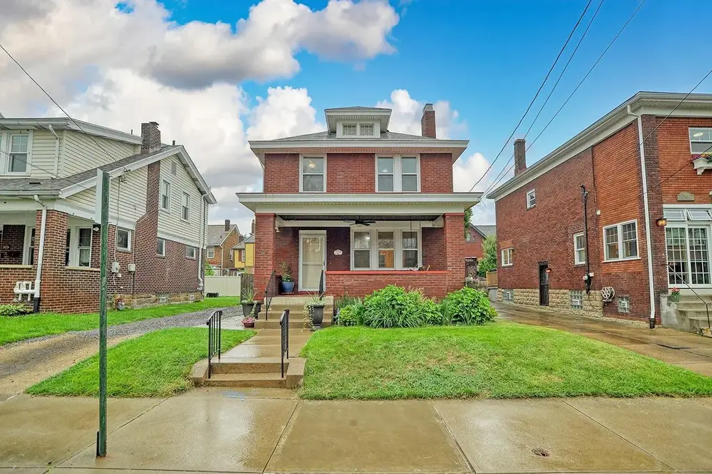 329 West Penn Place, Friendship Park