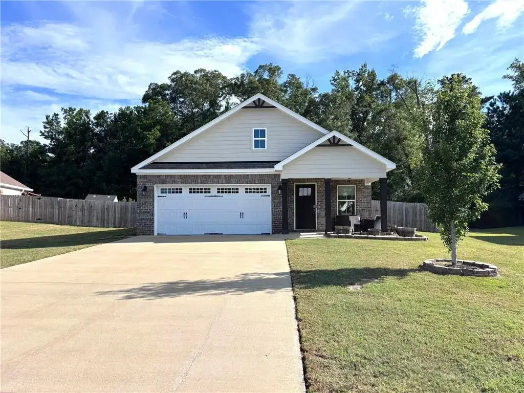 186 Quail Run Avenue Avenue, Smiths Station