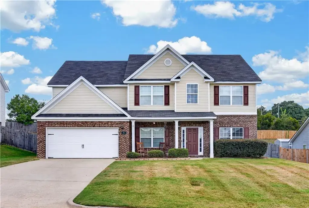 8 Oakwood Court, Phenix City