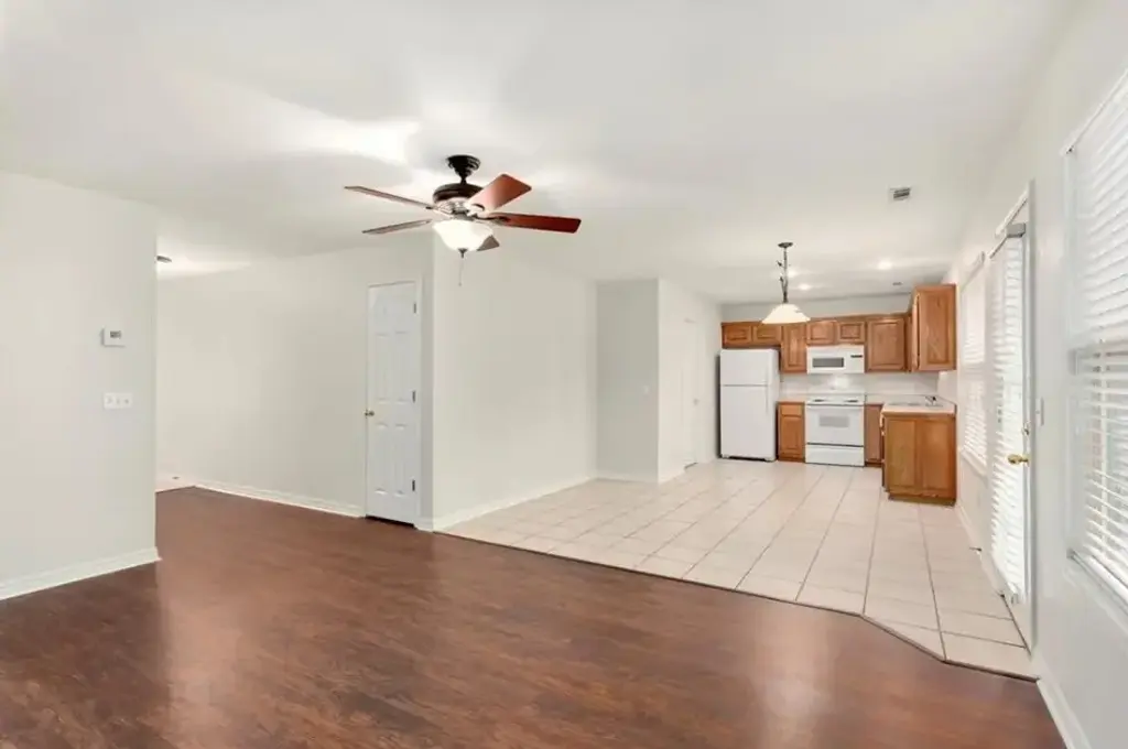 1480 E Masonic Drive, Fayetteville