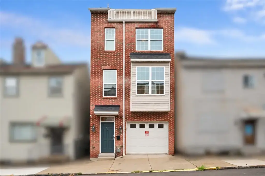 127 13th Street , South Side