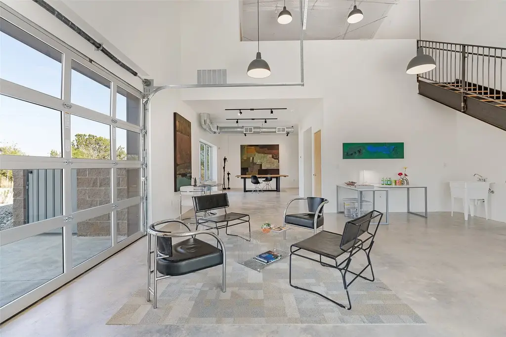 1189 Parkway Drive # D1, Santa Fe