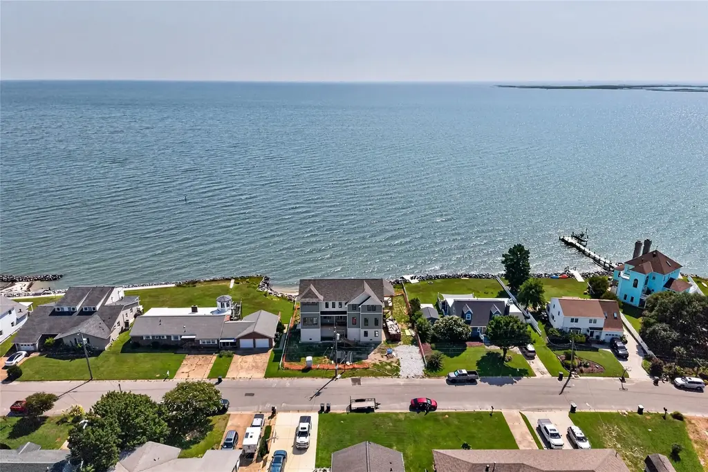 117 York Point Drive, Seaford