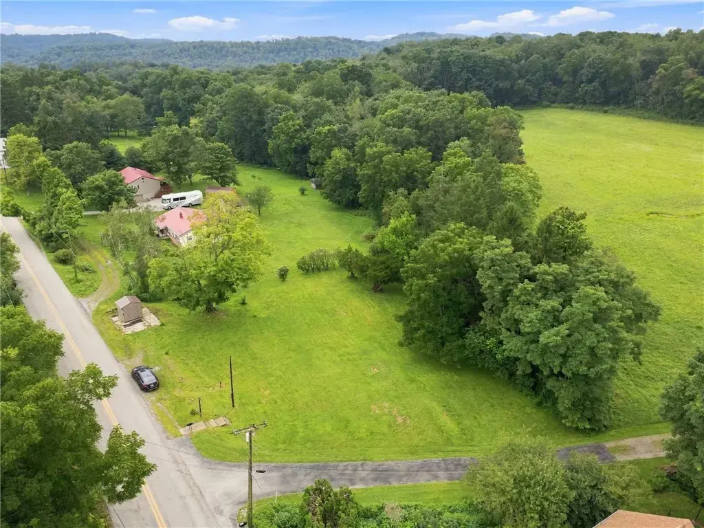 4726 Tunnelton Road, Conemaugh/Young Twps - IND
