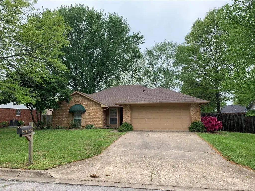 1302 N Flamingo Road, Rogers