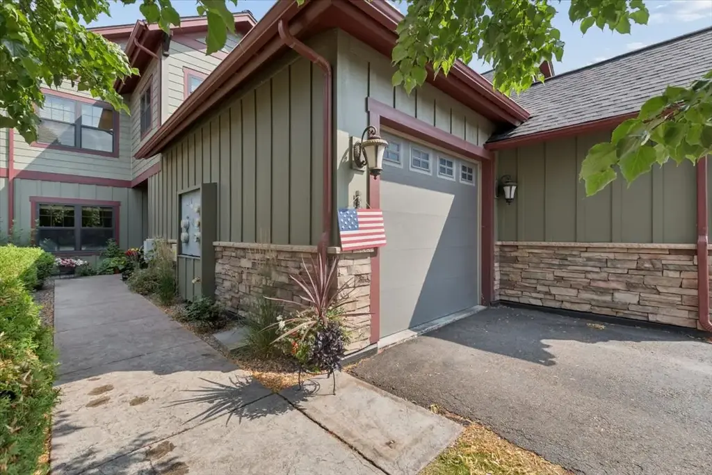 205 Meadow Vista Loop 5b, Kalispell