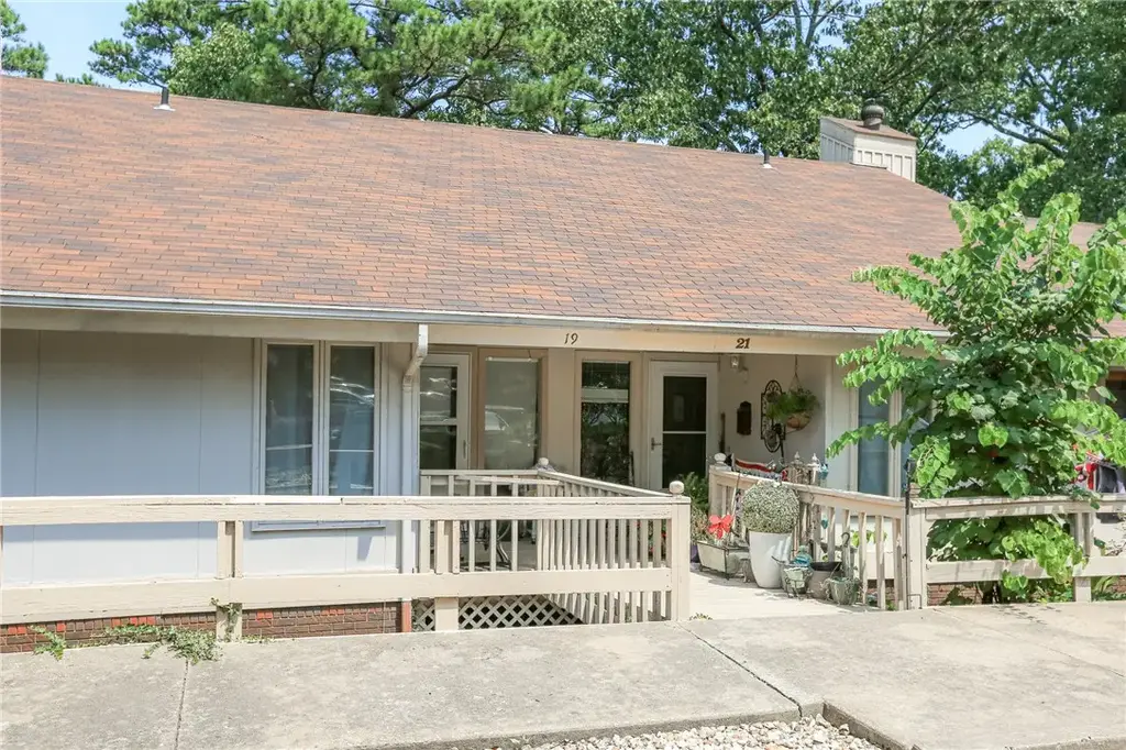 19 Britten Circle, Bella Vista