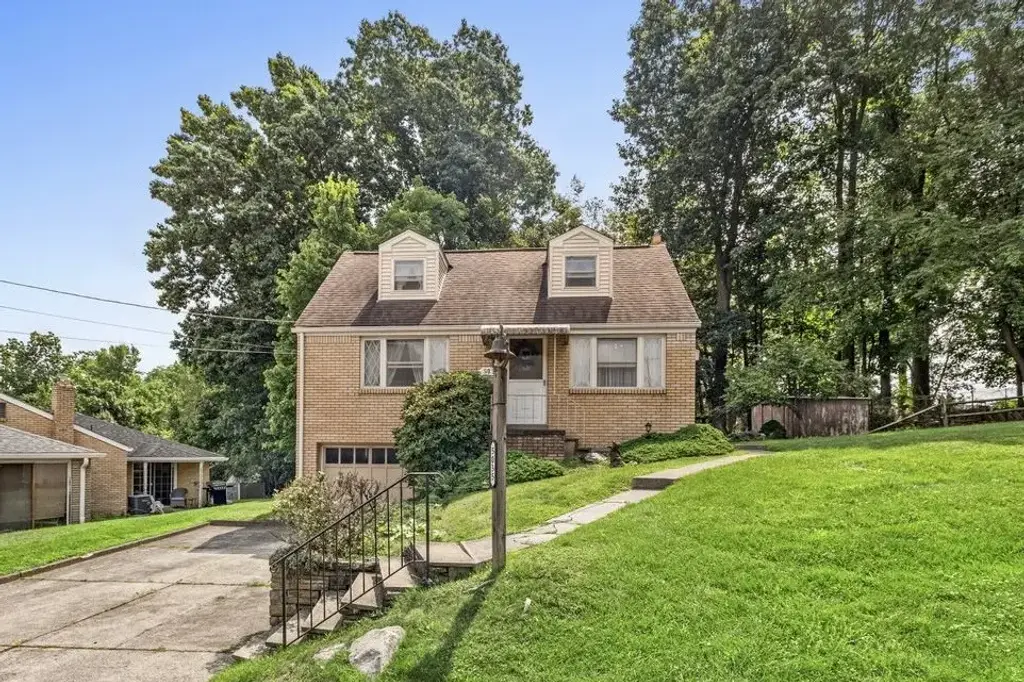 5035 Clelia Drive , Baldwin Boro