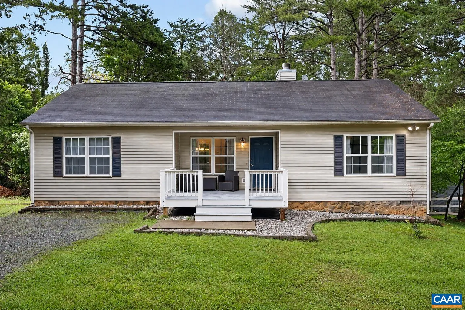 7 Pleasant View Ter, Palmyra